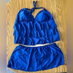 Catalina plus size navy blue bathing suit. Worn once - excellent condition!!